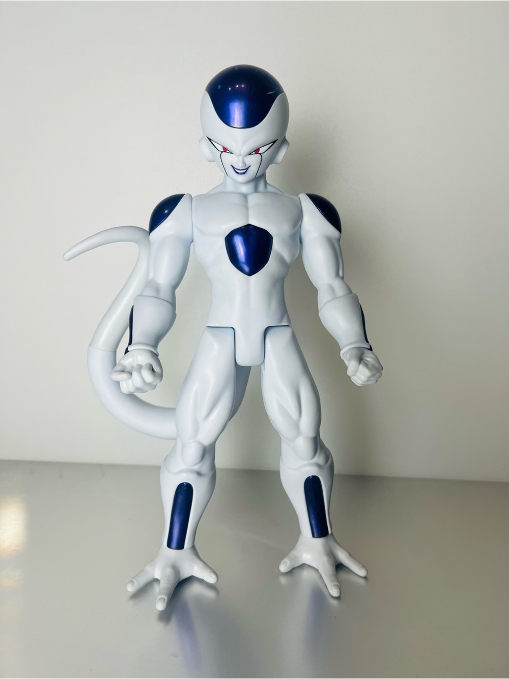 Dragonball  Frieza 12” Action Figure Loose. Good Conditions. Used.